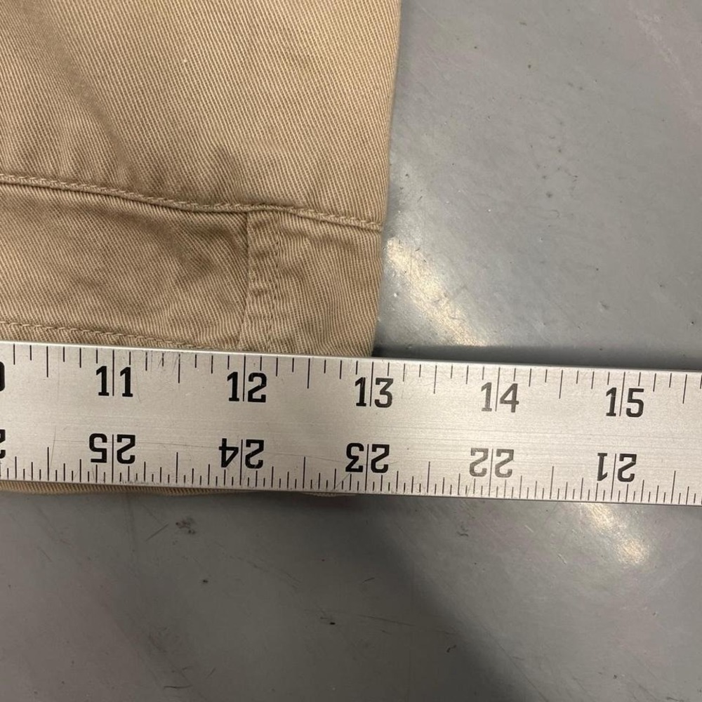 Y2K Khaki Nautica cargo shorts with sick Nautica tag on back pocket - Picture 7 of 8